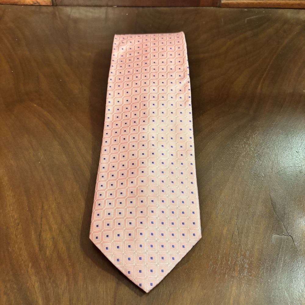 Brooks Brothers 346 Pink Blue Geometric‎ Silk Tie Vibrant Stain Resistant